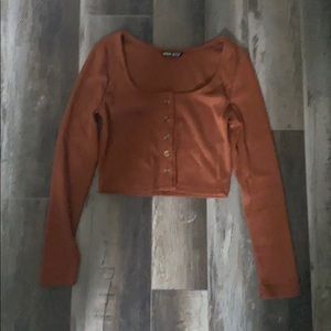 crop top
